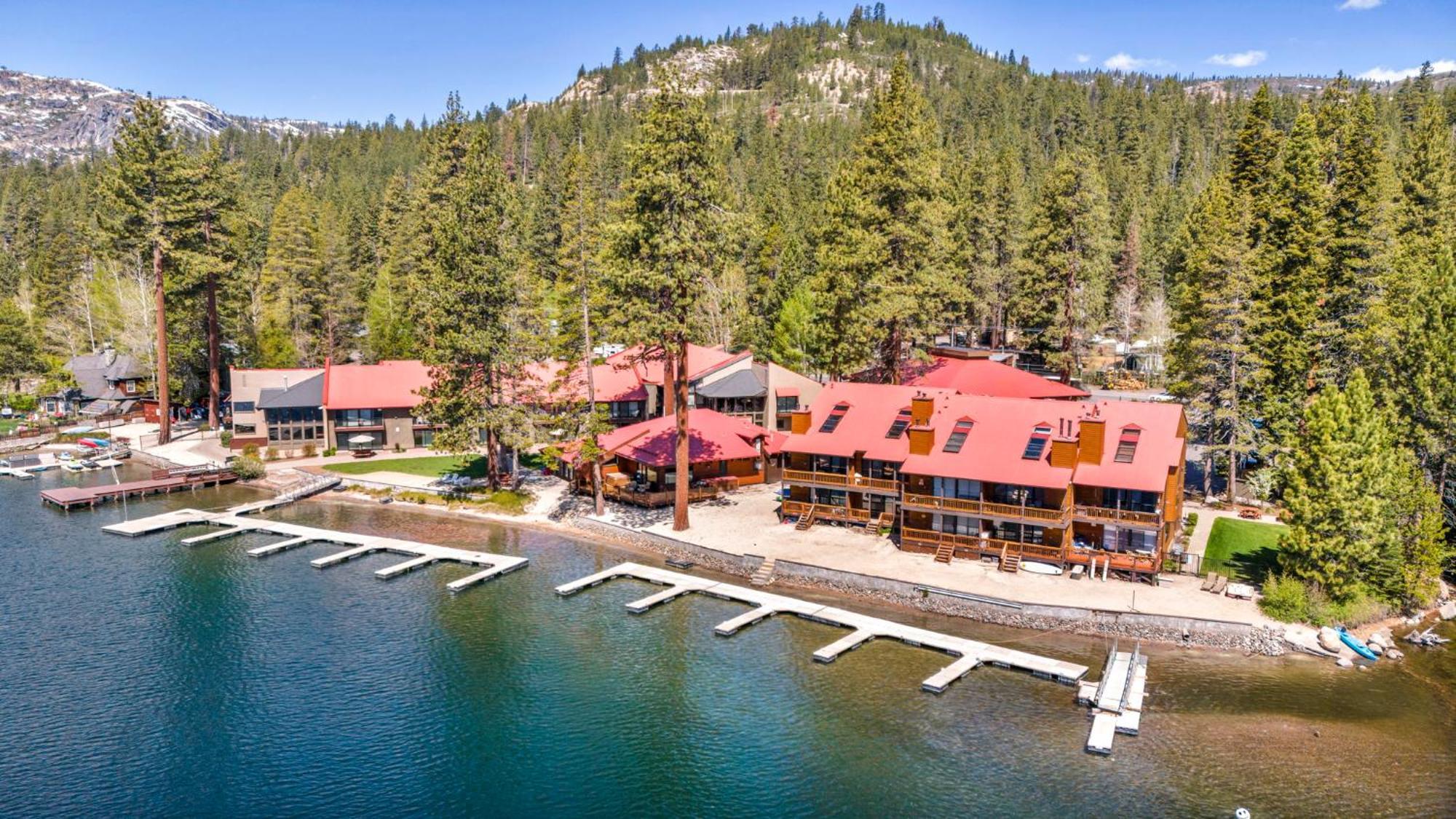 Charming Queen Studio Deluxe W/Balcony #233 At Donner Lake Village Truckee Eksteriør billede